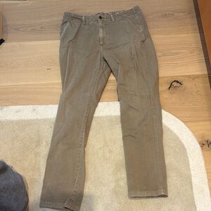 Outerknown Men's Khaki Chinos